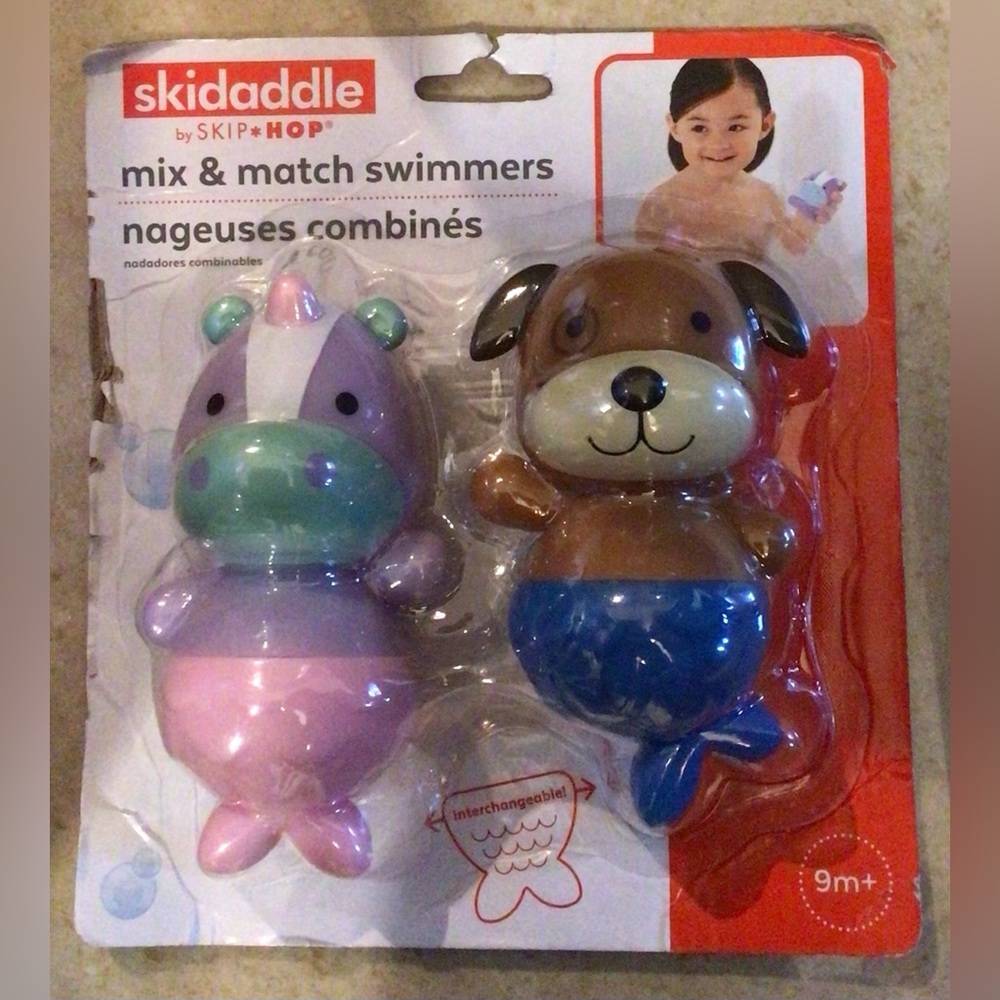 Skidaddle by Skip Hop Bath Toy for Baby Mix & Match Swimmers
